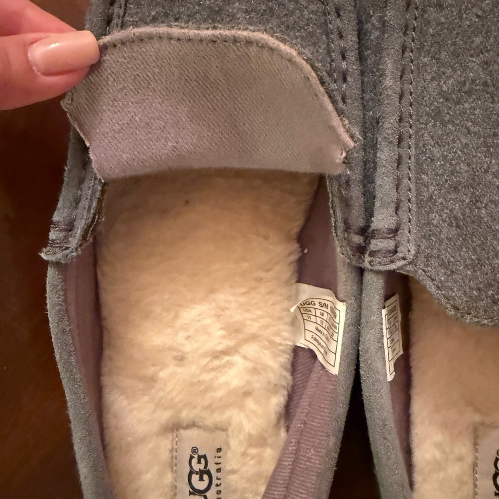 Unisex / Men’s UGG wool ascot slippers - Picture 2 of 5